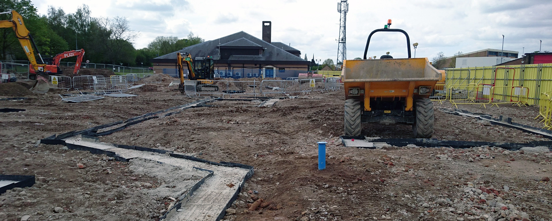 Can you provide guidance on foundation design in a Phase 2 site investigation report?