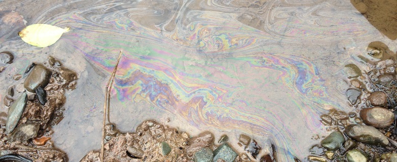 Water borne oil spill